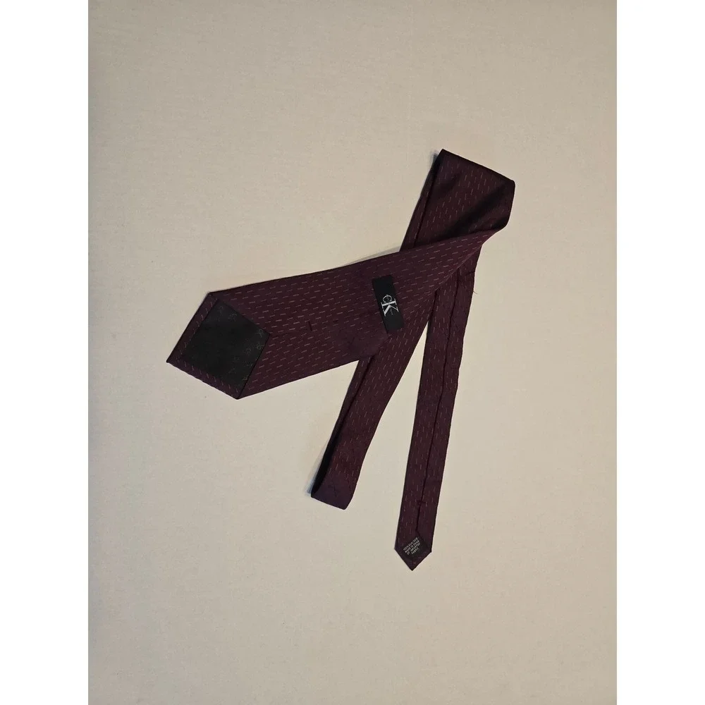Calvin Klein CK Burgundy Necktie‎ Woven Pattern Business Formal Men's